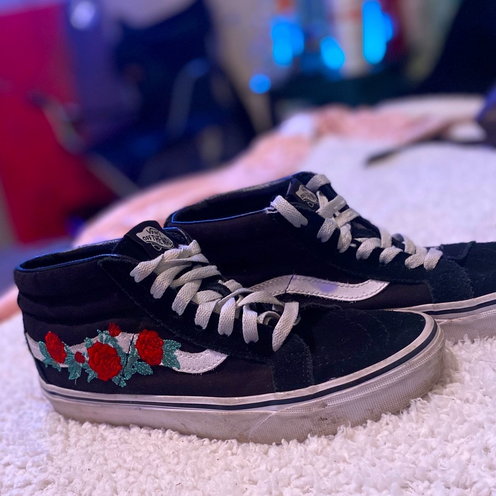 Rose vans